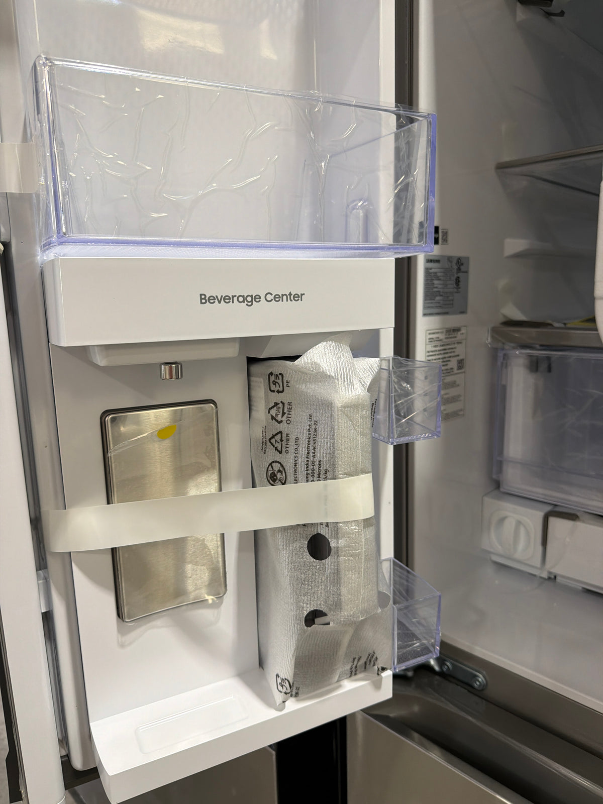 T13ID19 – RF25C5551SR/AA 25 Cu. Ft. French Door Refrigerator – Samsung Description