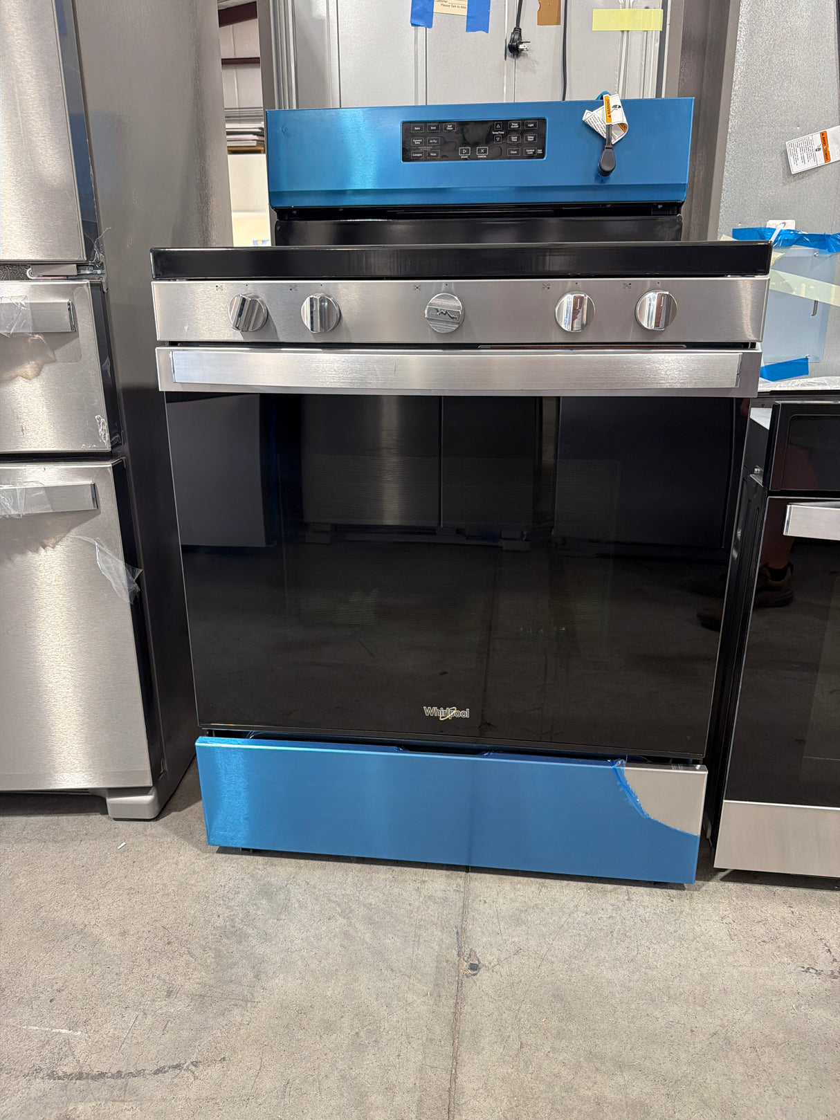 T10ID48 – WFG550S0LZ Freestanding Gas Range – Whirlpool
