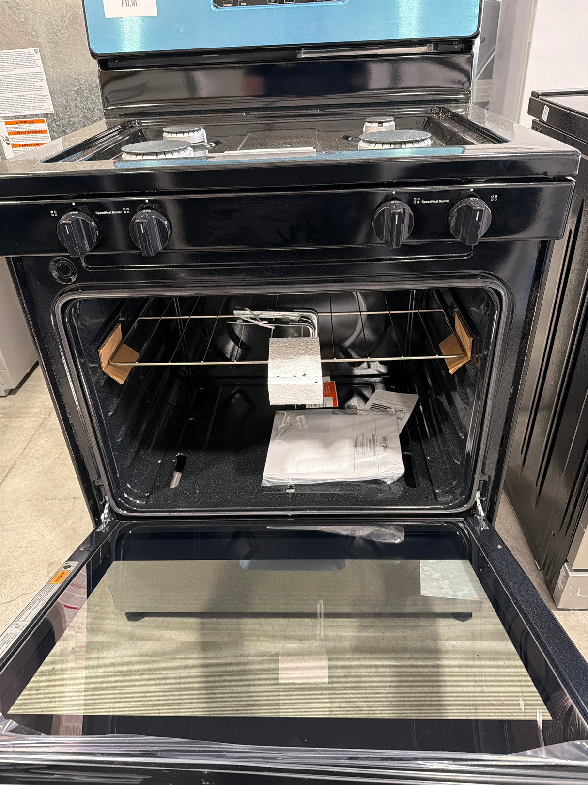 T7ID31 Whirlpool WFG320M0MS 5.1 Cu. Ft. Freestanding Gas Range with Broiler Drawer