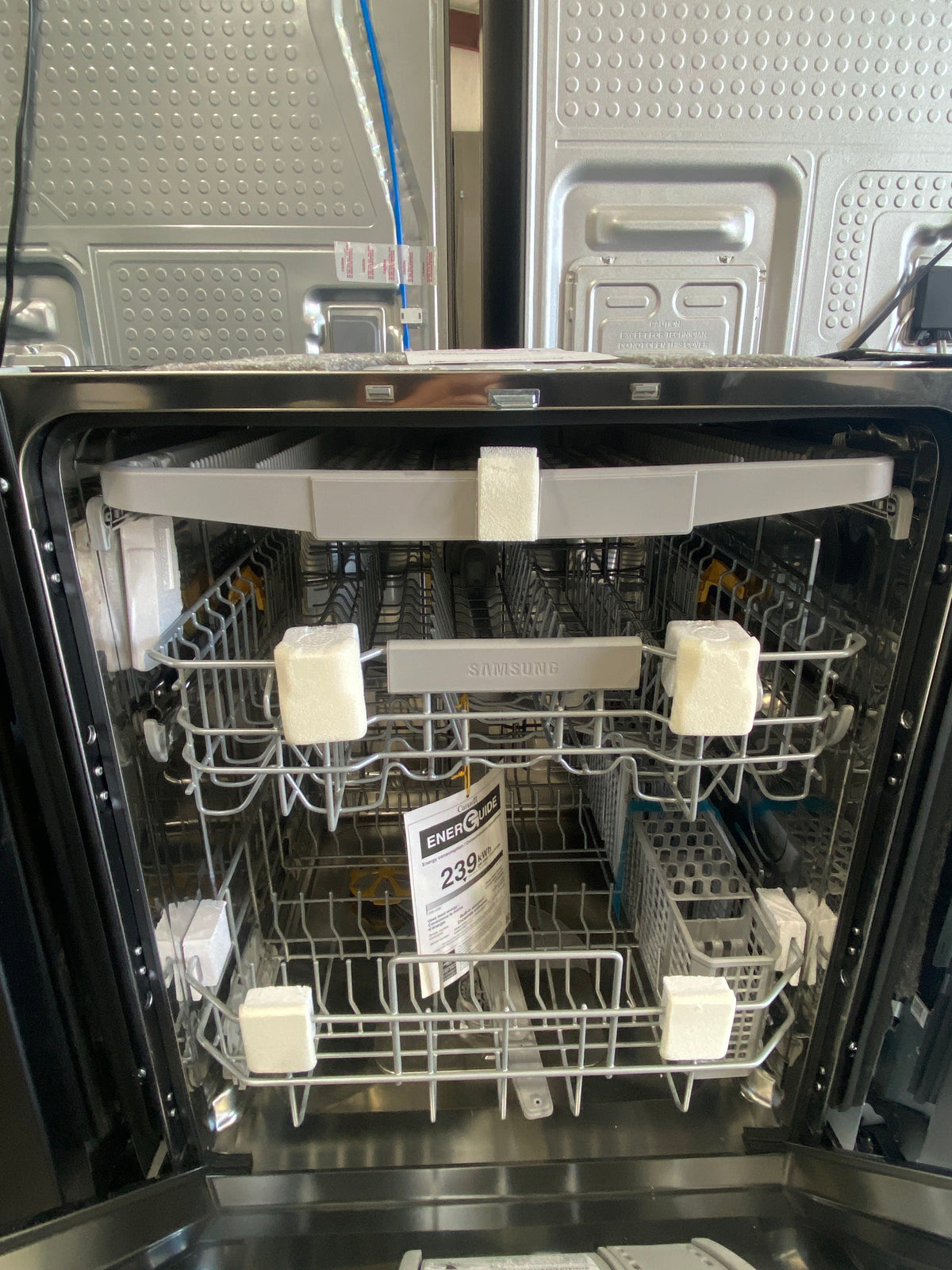 T13ID29 – DW80CG5451MTAA 46 dBA Smart Dishwasher – Samsung