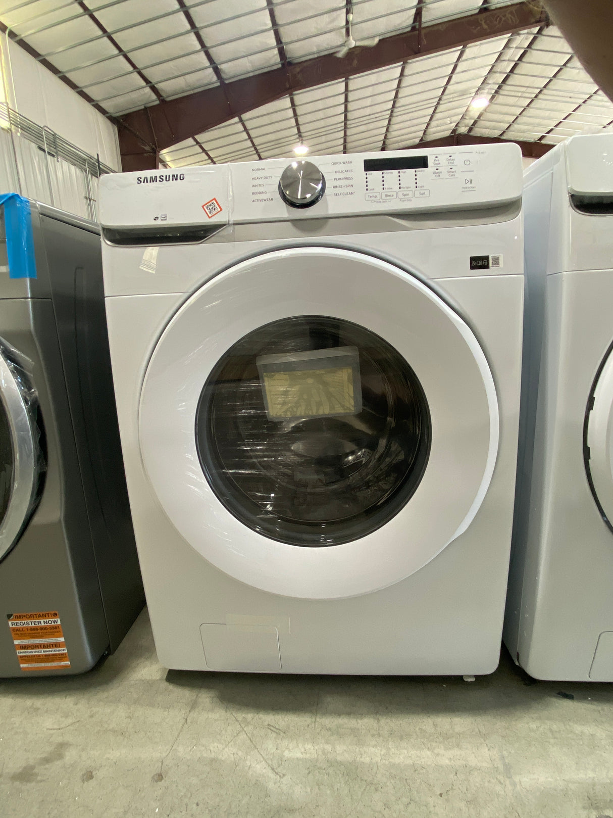 T11ID43 Samsung 4.5 cu ft Front Load Washer WF45T6000AW