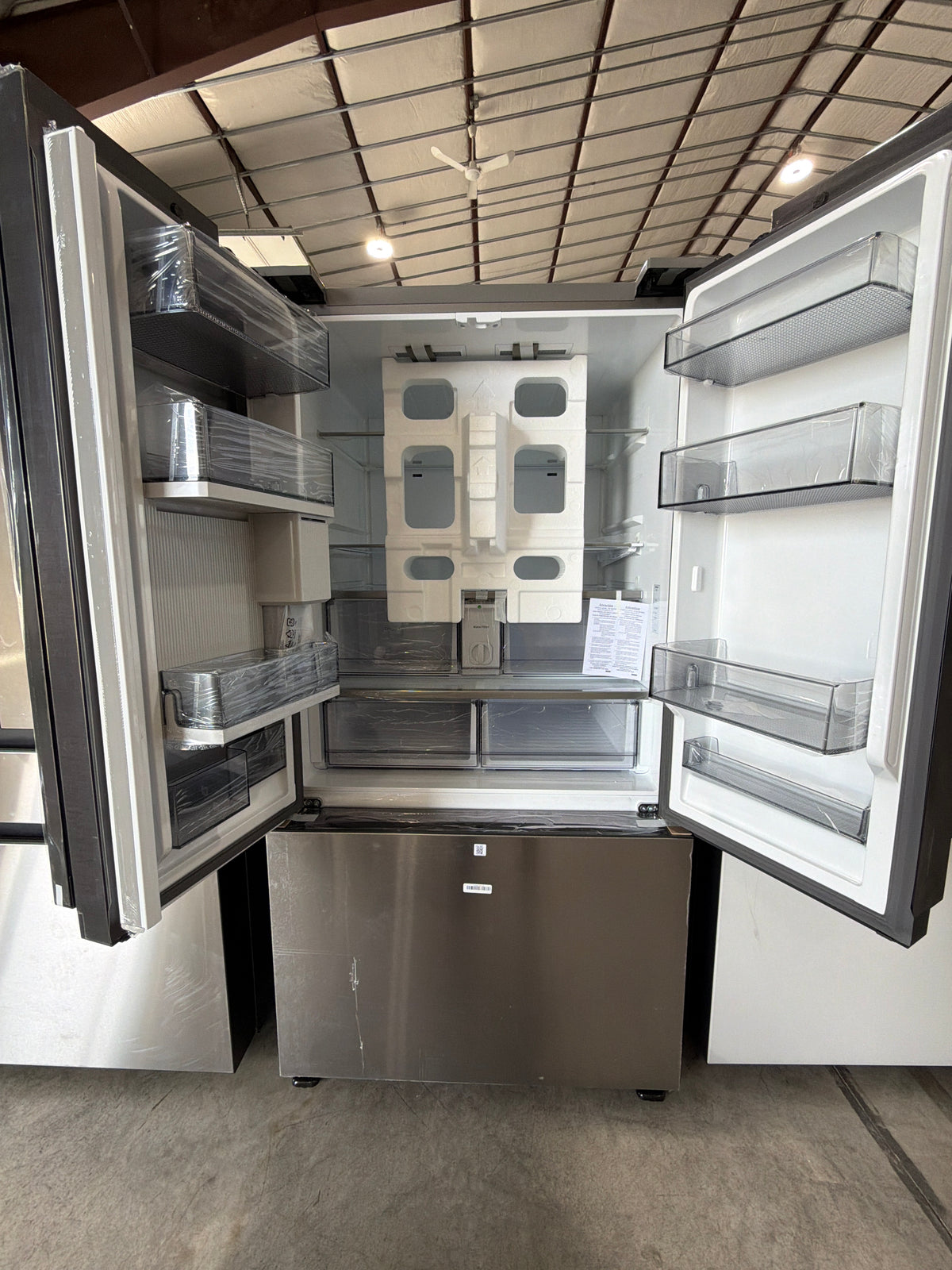 T13ID09 – RF30BB6600QLAA 30 Cu. Ft. 3-Door French Door Refrigerator – Samsung