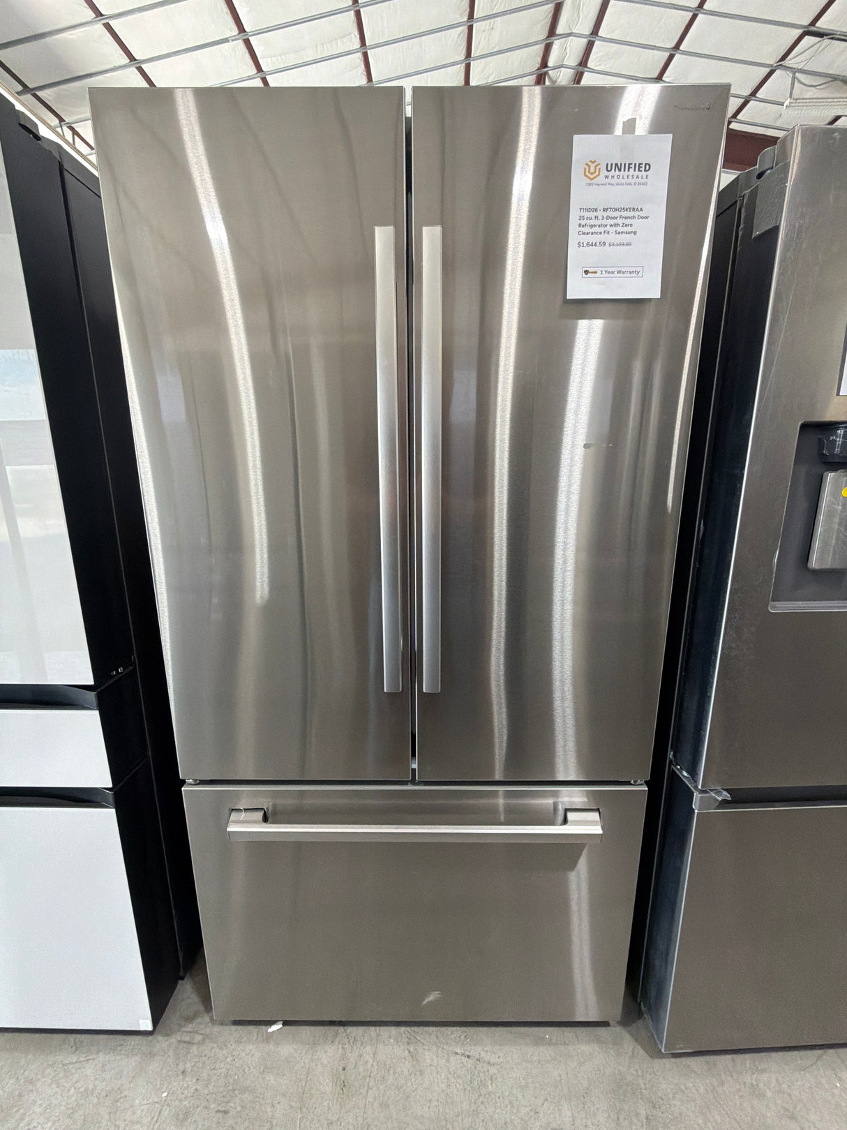 T11ID26 Samsung 25 cu ft 3-Door French Door Refrigerator RF70H25KERAA –