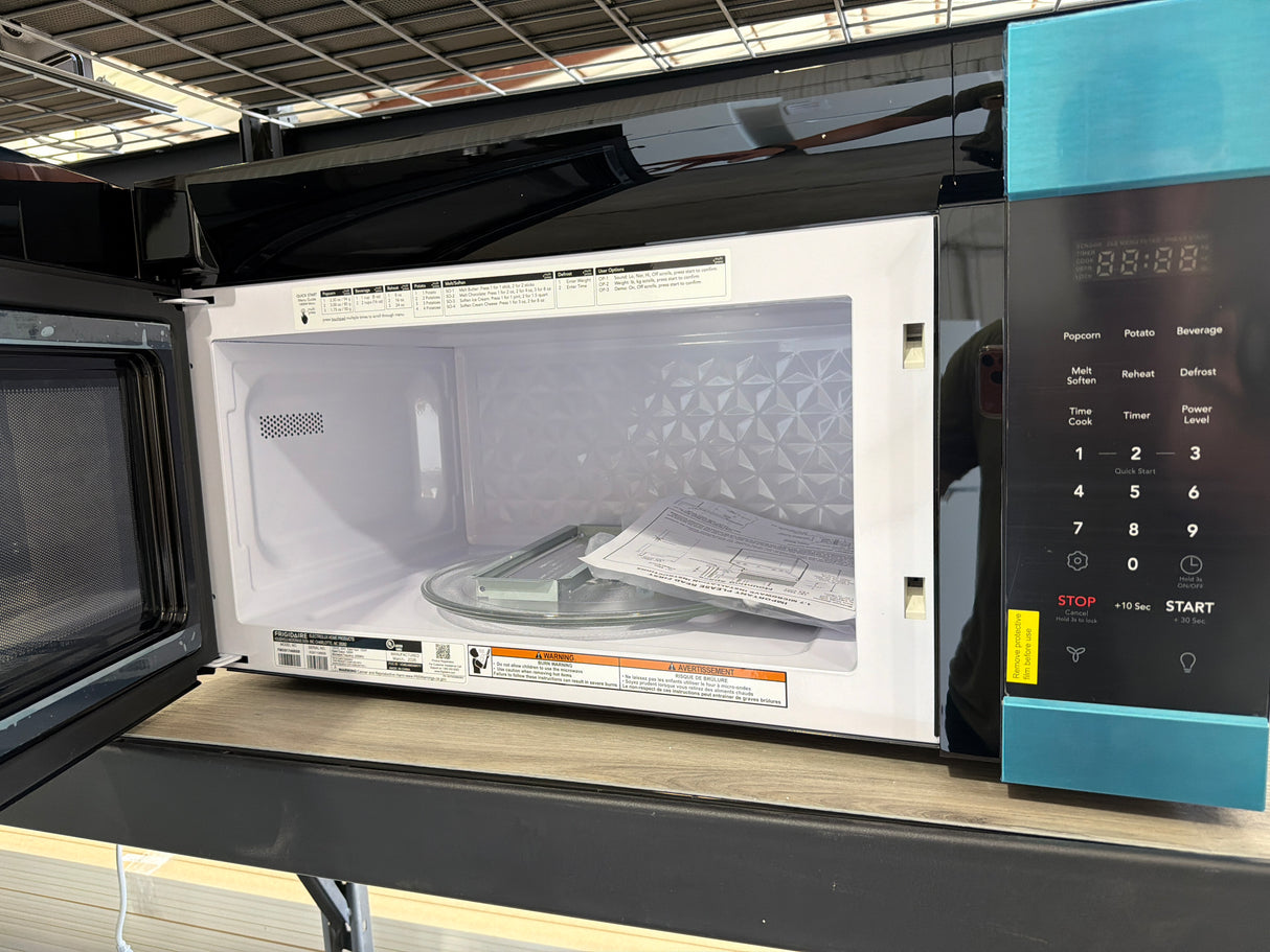 T9ID26 - Frigidaire FMOS1746BS Over-the-Range Microwave