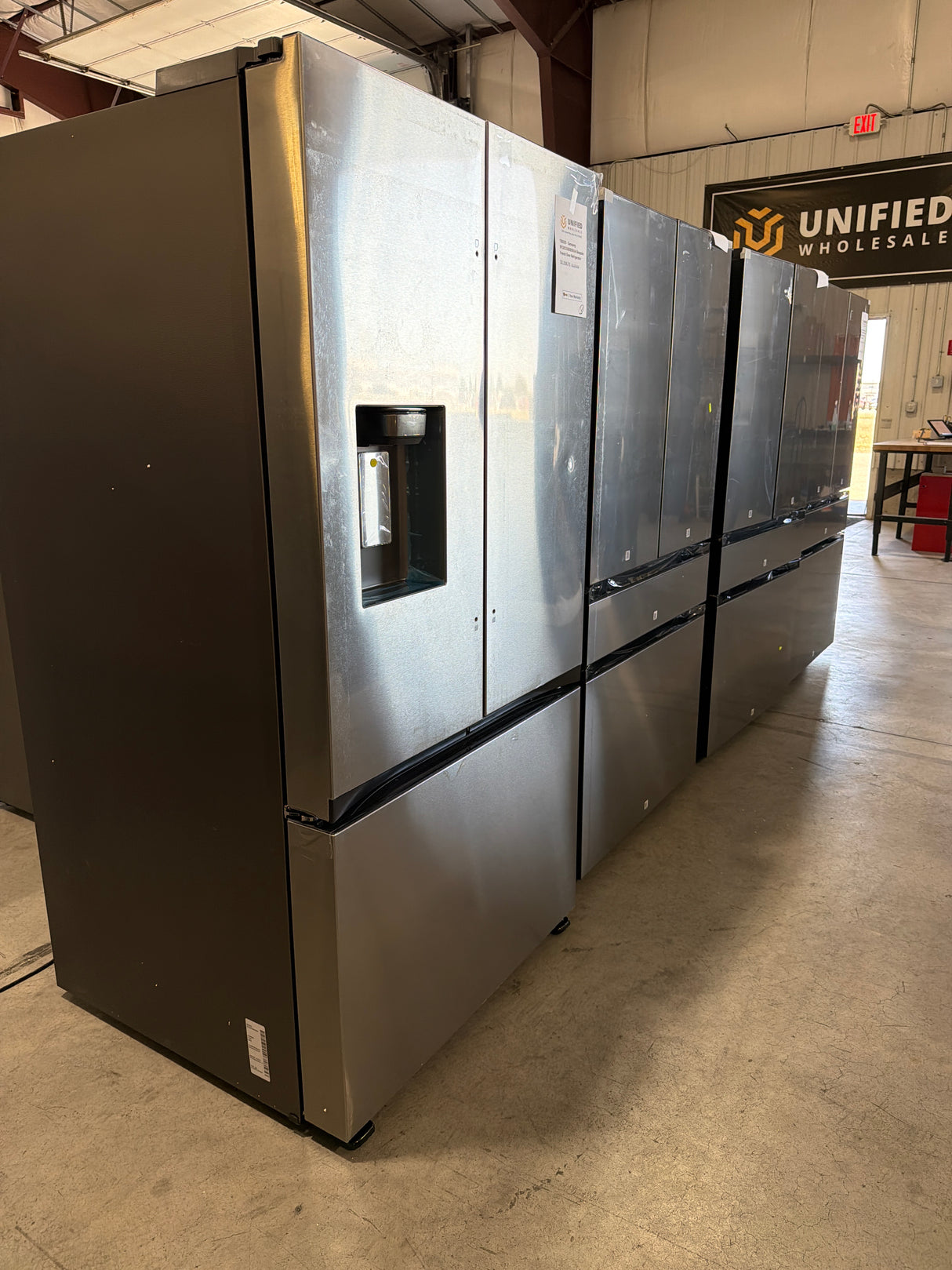 T8ID25 - Samsung RF32CG5B30SRAA Bespoke French Door Refrigerator