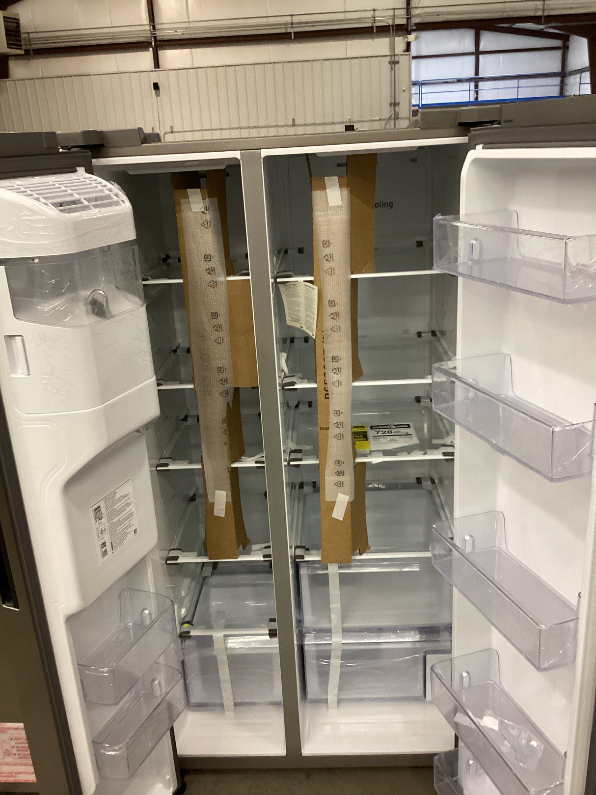 T1ID09 Samsung 27.4-cu ft Standard-Depth 36-in Wide Side-by-Side Refrigerator RS27T5200SR/AA