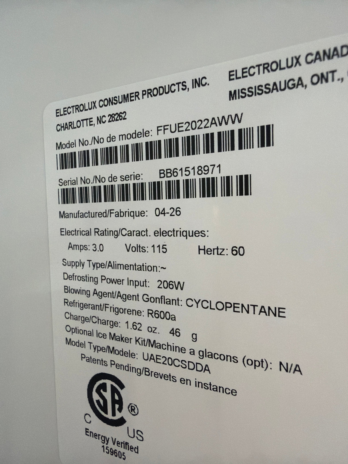T9ID22 - Frigidaire FFUE2022AW Upright Freezer
