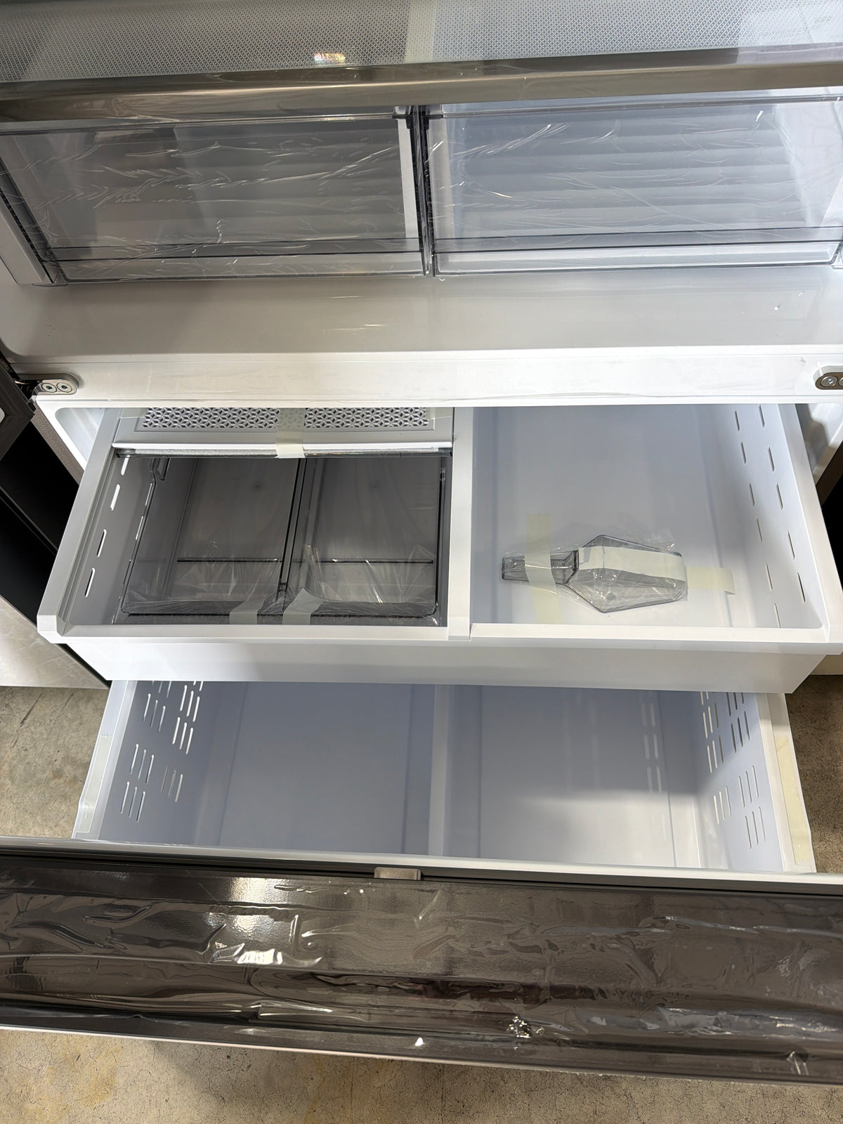 T13ID09 – RF30BB6600QLAA 30 Cu. Ft. 3-Door French Door Refrigerator – Samsung