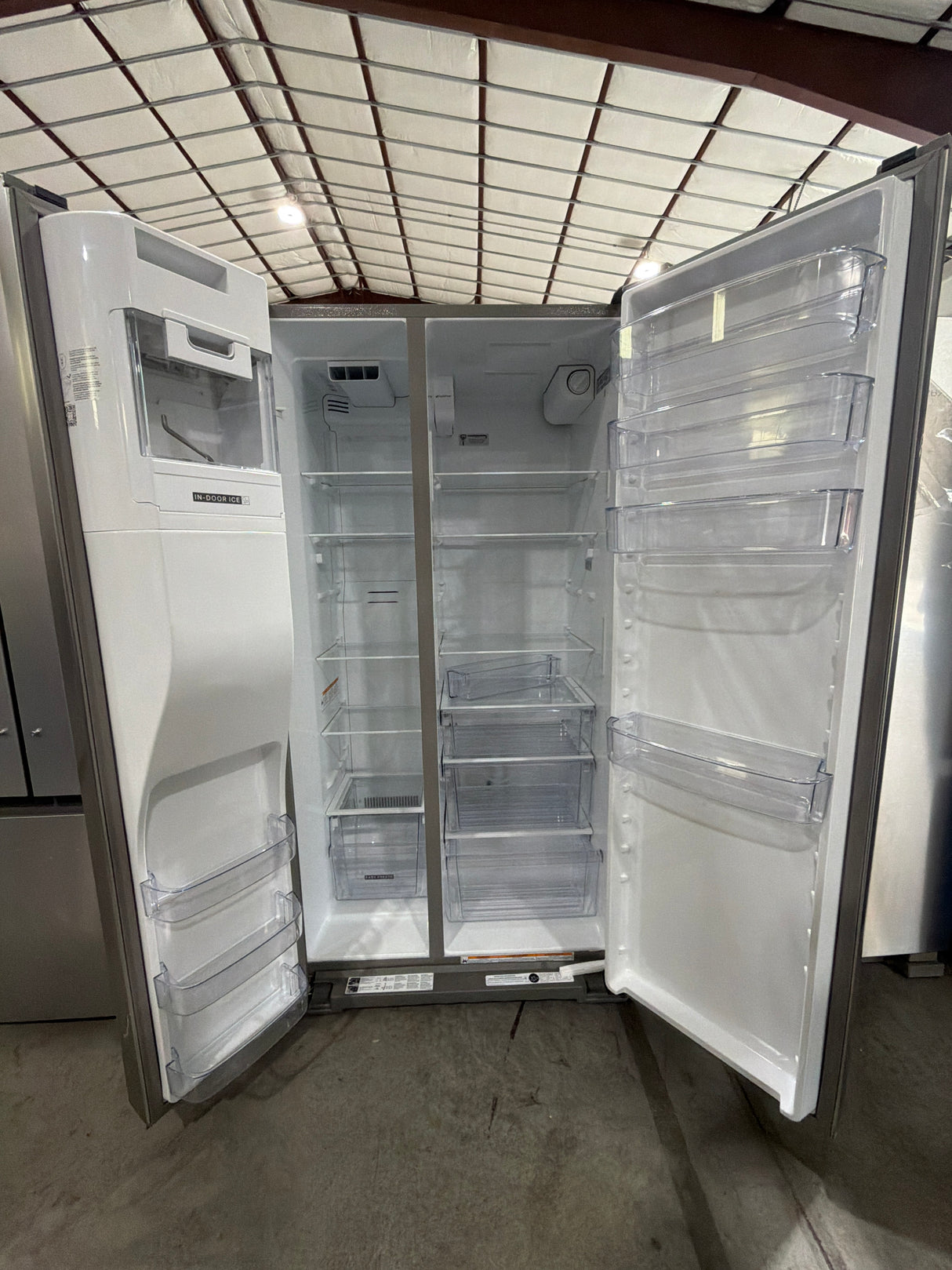 T10ID36 – WRSC5536RZ Side-by-Side Refrigerator – Whirlpool
