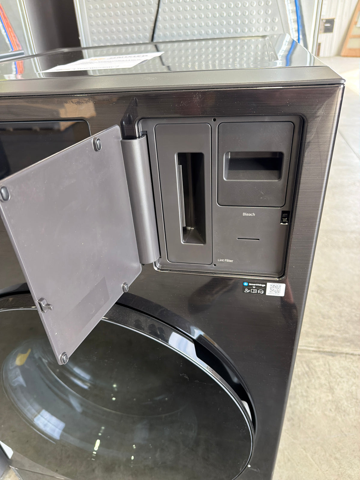 T13ID47 – WD90F53AVBUS 5.3 Cu. Ft. Bespoke AI All-in-One Washer & Dryer – Samsung