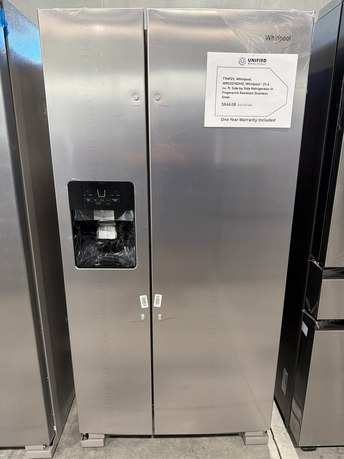 Whirlpool 21.4 cu ft Side-by-Side Refrigerator WRS321SDHZ - scratch and dent, Nampa ID