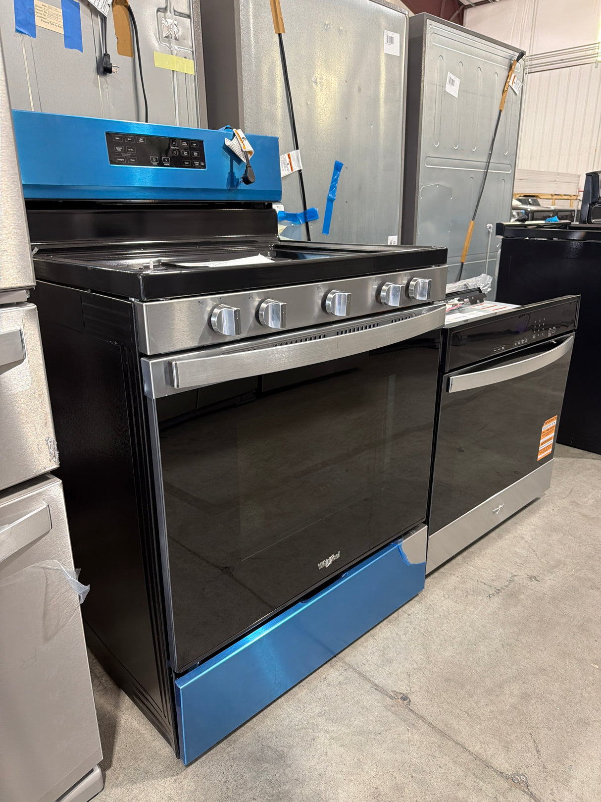 T10ID48 – WFG550S0LZ Freestanding Gas Range – Whirlpool