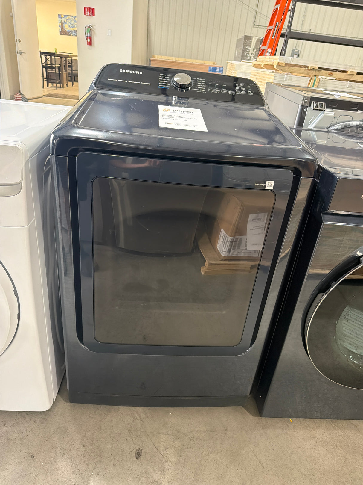T12ID38 - Samsung DVG54CG7150DA3 7.4 cu. ft. Gas Dryer