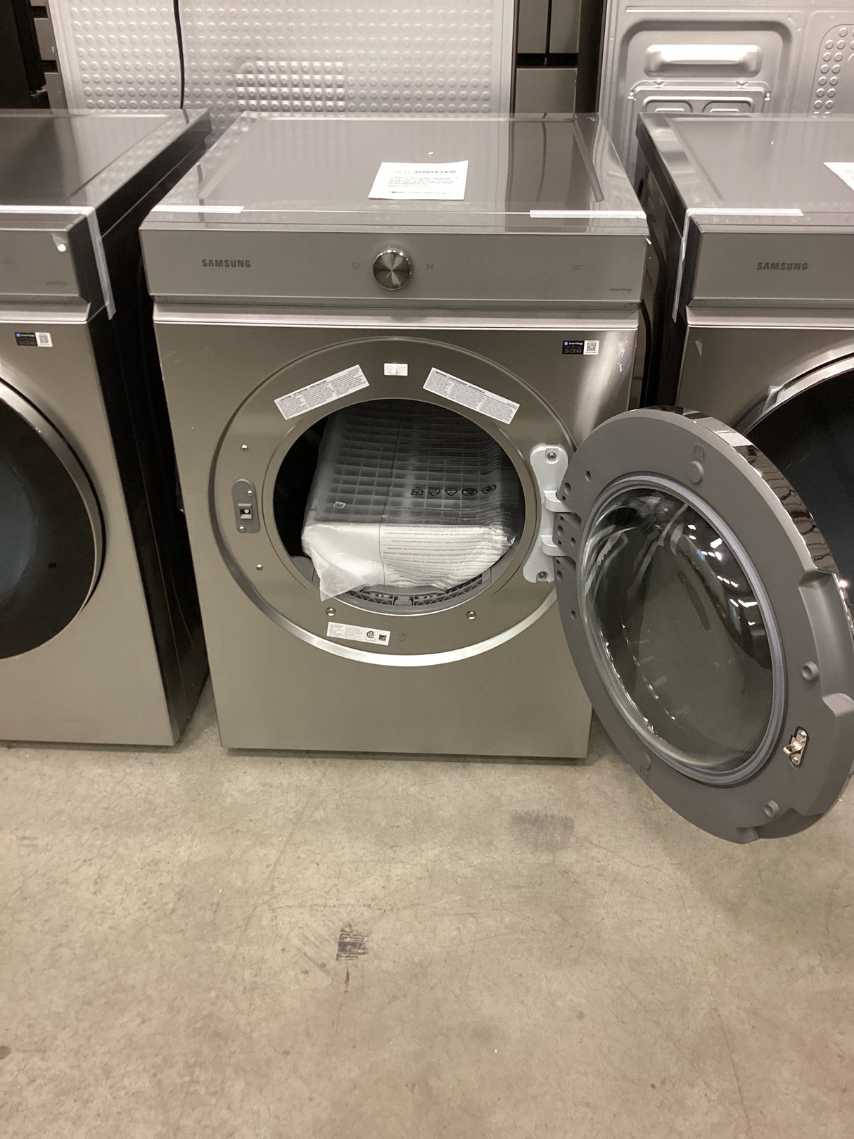 T3ID07 - Samsung - Bespoke 7.6 cu. ft. Ultra Capacity Electric Dryer with AI Optimal Dry and Super Speed Dry - Silver Steel DVE53BB8900TA3