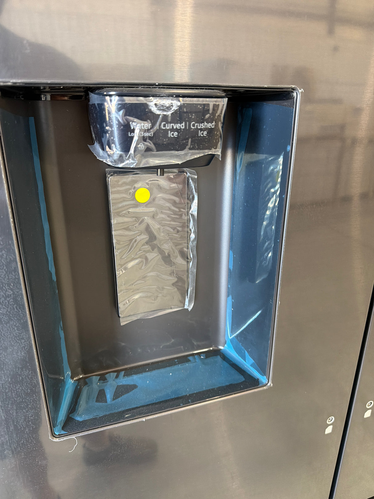 T8ID23 - Samsung RF32CG5400MTAA French Door Refrigerator