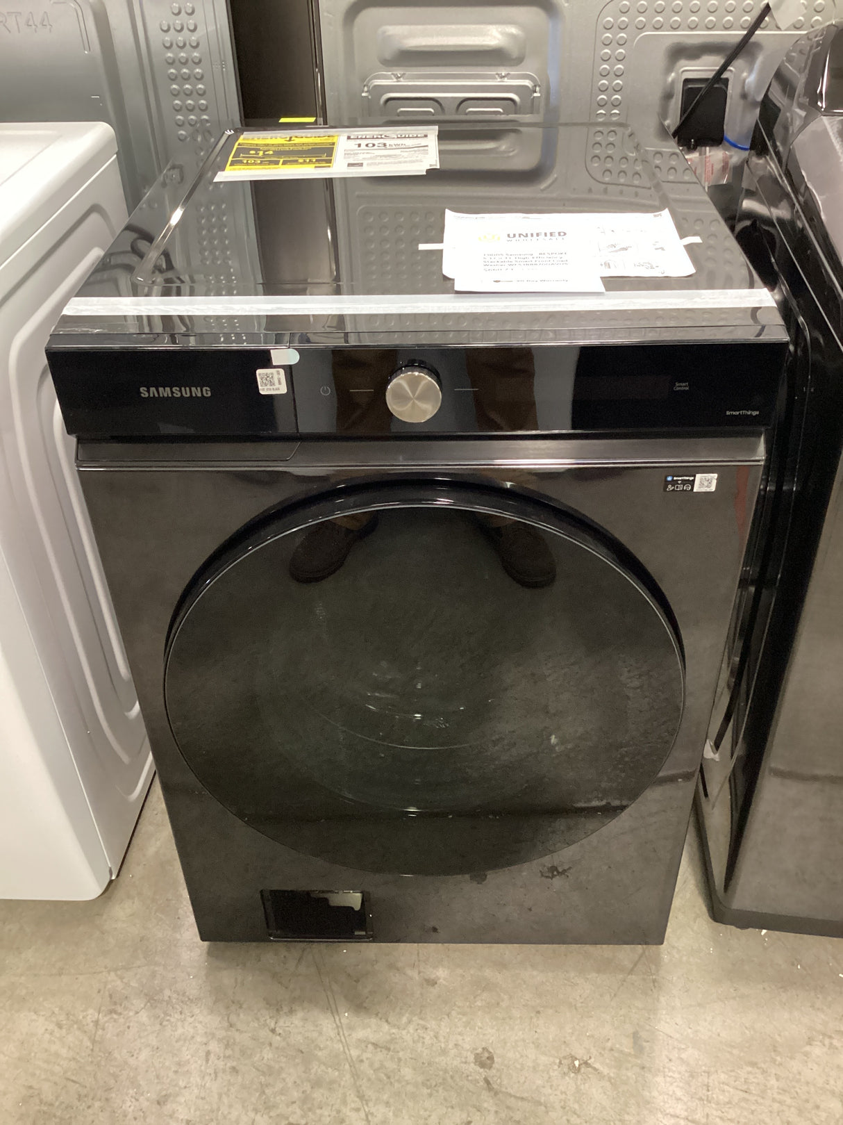 T1ID05 Samsung - BESPOKE 5.3 Cu. Ft. High-Efficiency Stackable Smart Front Load Washer WF53BB8700AVUS