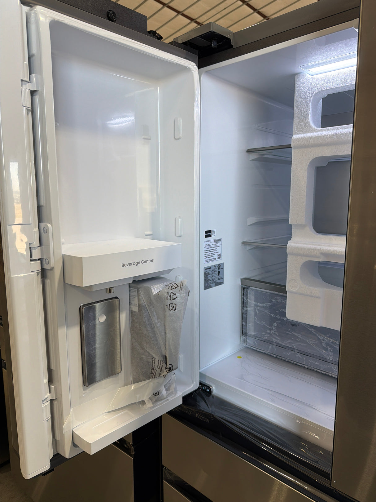 T8ID27 - Samsung RF70F29MERAA Counter Depth French Door Refrigerator