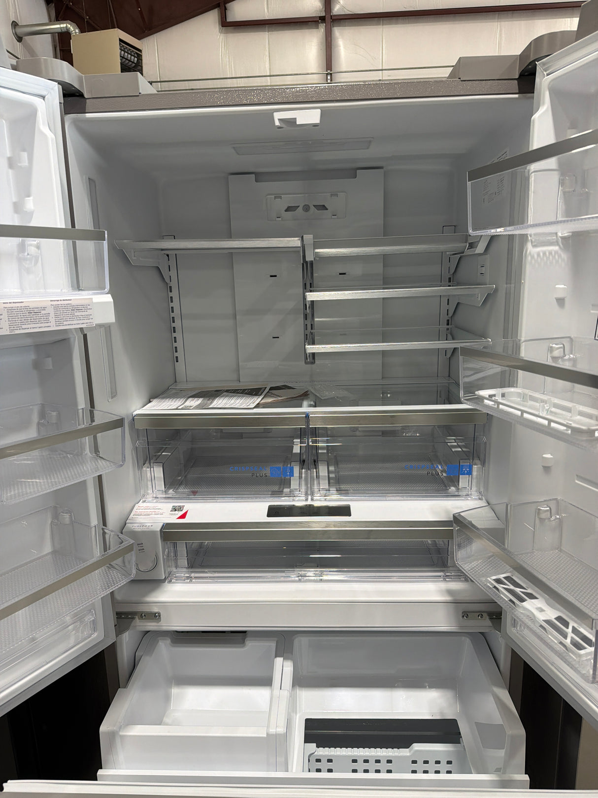 T9ID48 - Frigidaire GRFG2353AF French Door Refrigerator