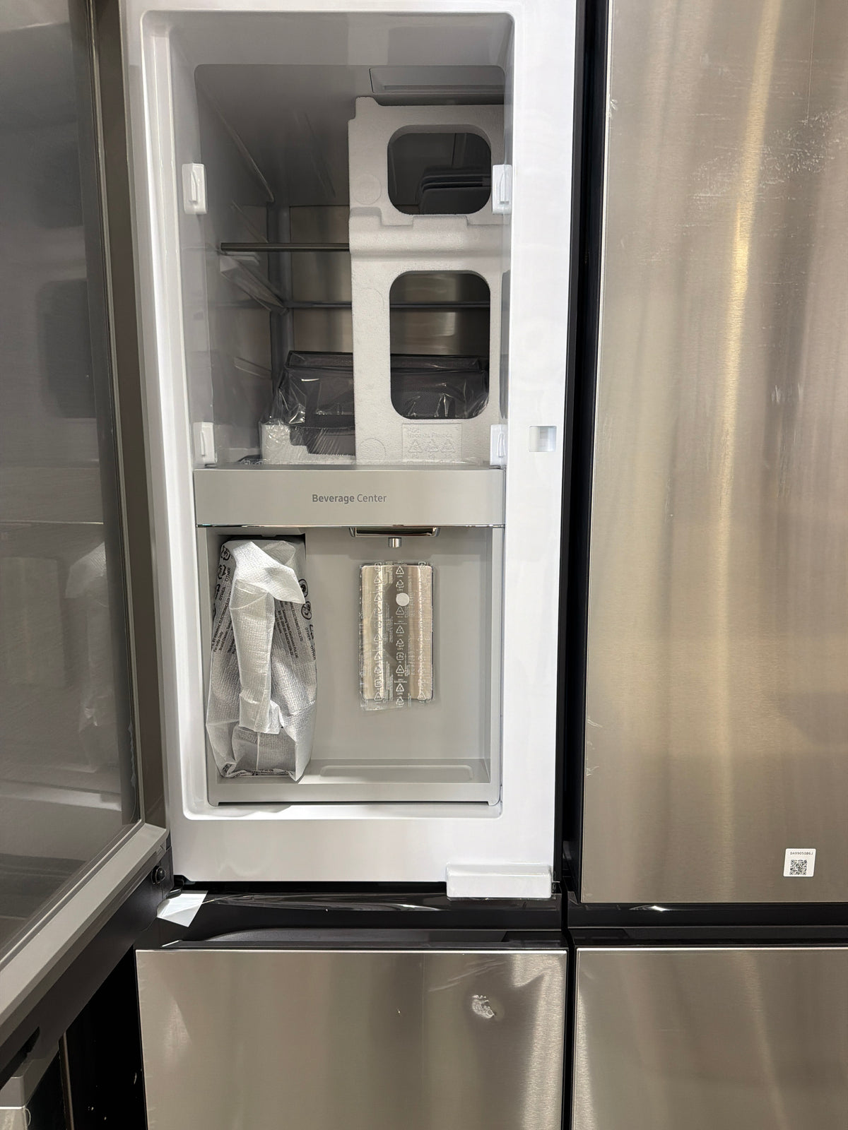 T13ID05 – RF29DB9600QLAA 29 Cu. Ft. 4-Door Flex French Door Refrigerator – Samsung
