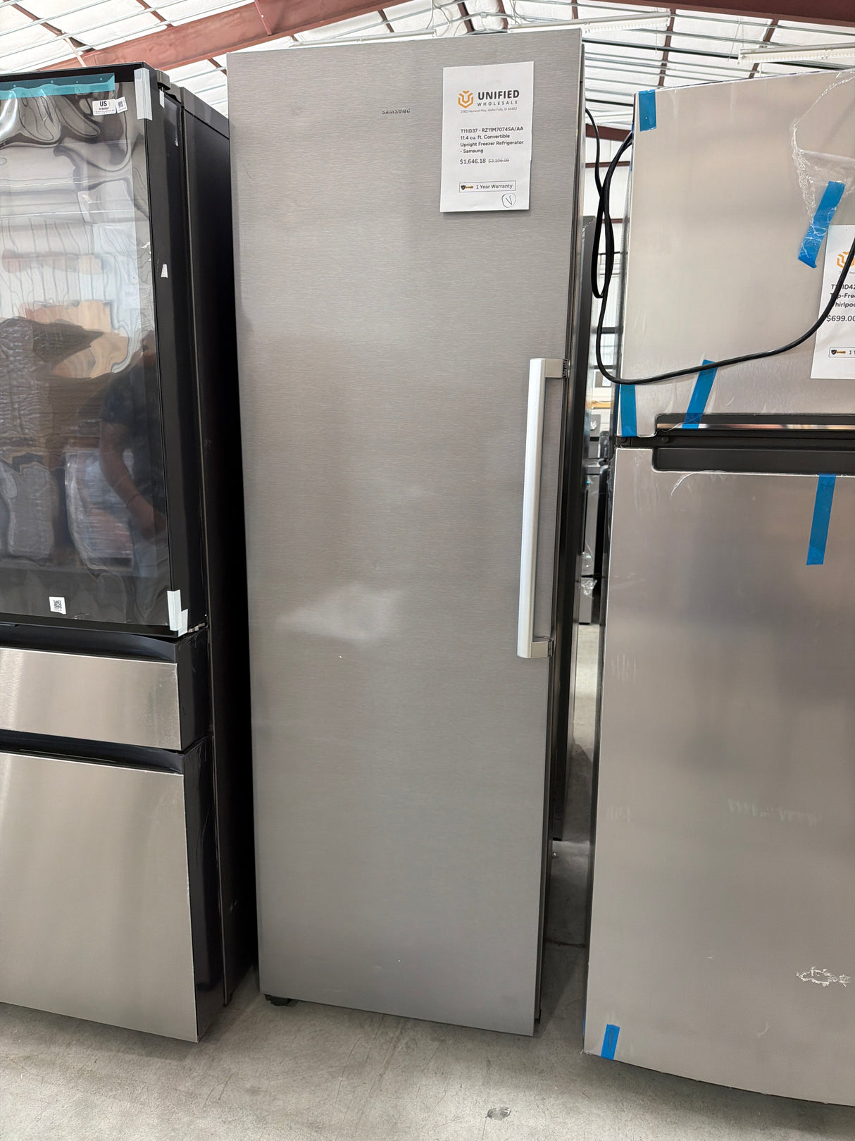 T11ID37 Samsung 11.4 cu ft Convertible Upright Freezer RZ11M7074SA