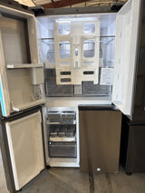 T8ID18 - Samsung RF23DB9900QD/AA Bespoke 4-Door Flex Refrigerator