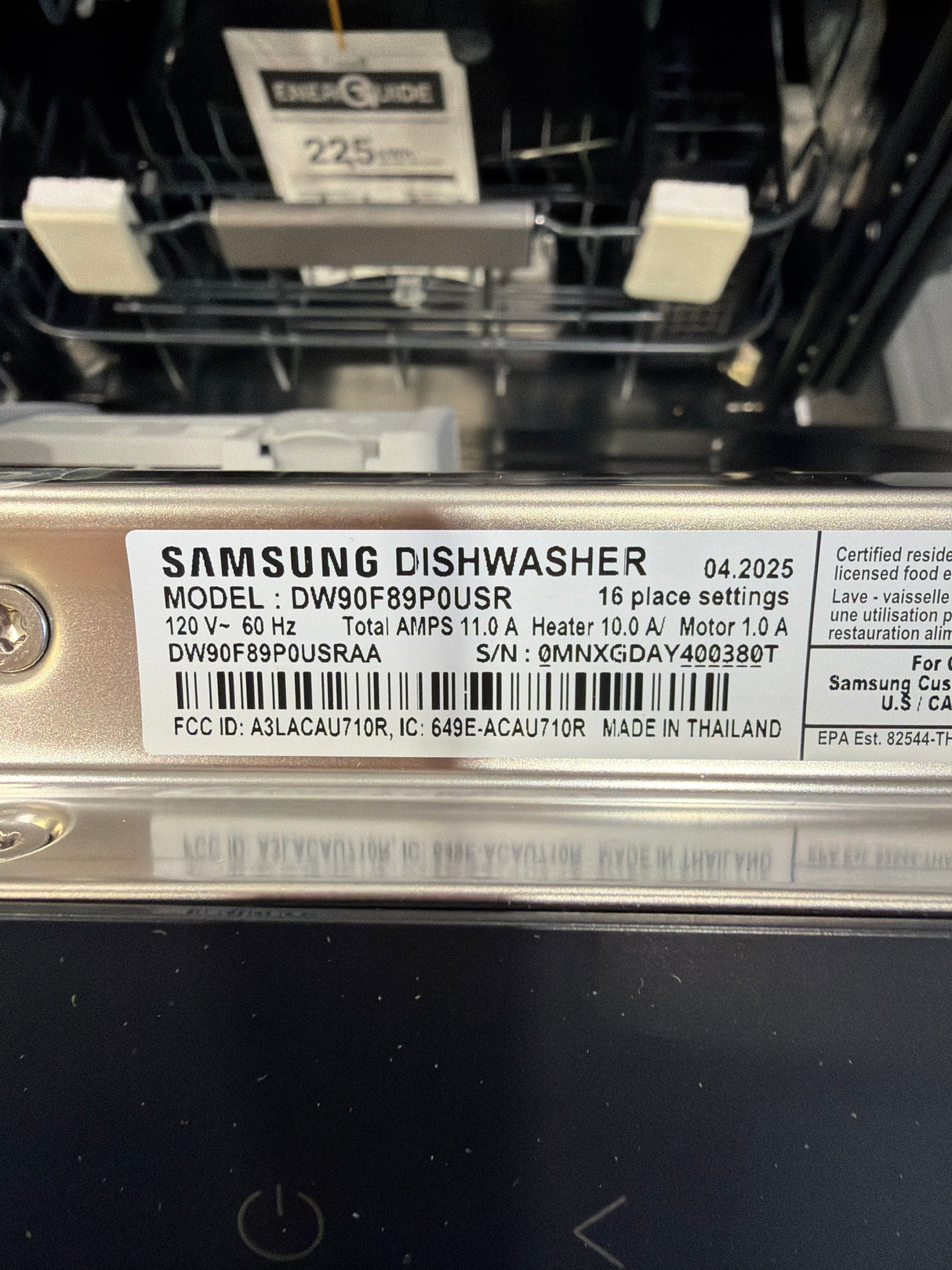 T8ID14 - Samsung DW90F89P0USR/AA Smart Built-In Dishwasher