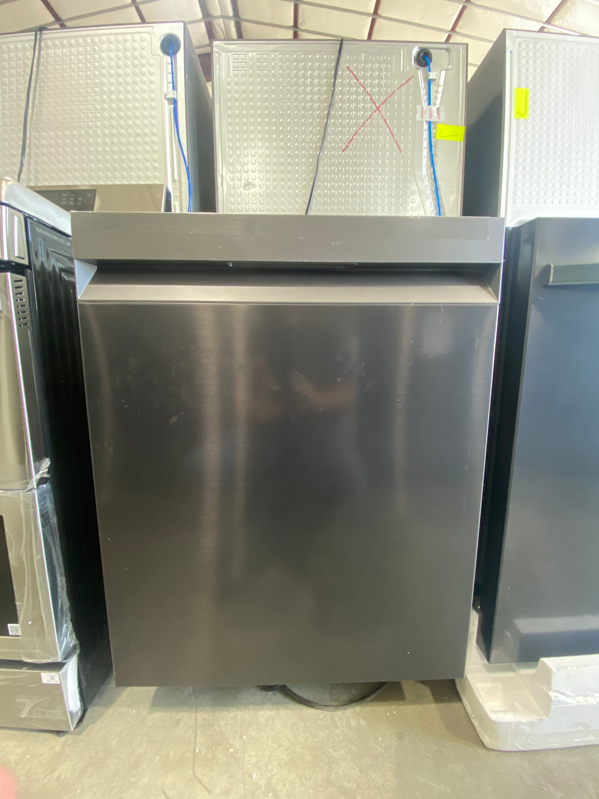 T13ID28 – DW80CG5450MTAA 46 dBA Smart Dishwasher – Samsung