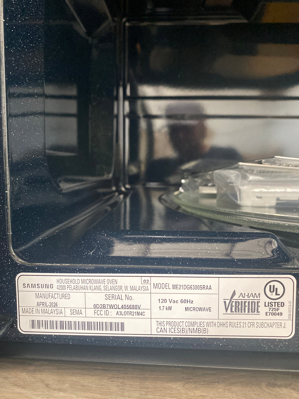 T13ID27 – ME21DG6300SRAA 2.1 Cu. Ft. Over-the-Range Microwave – Samsung