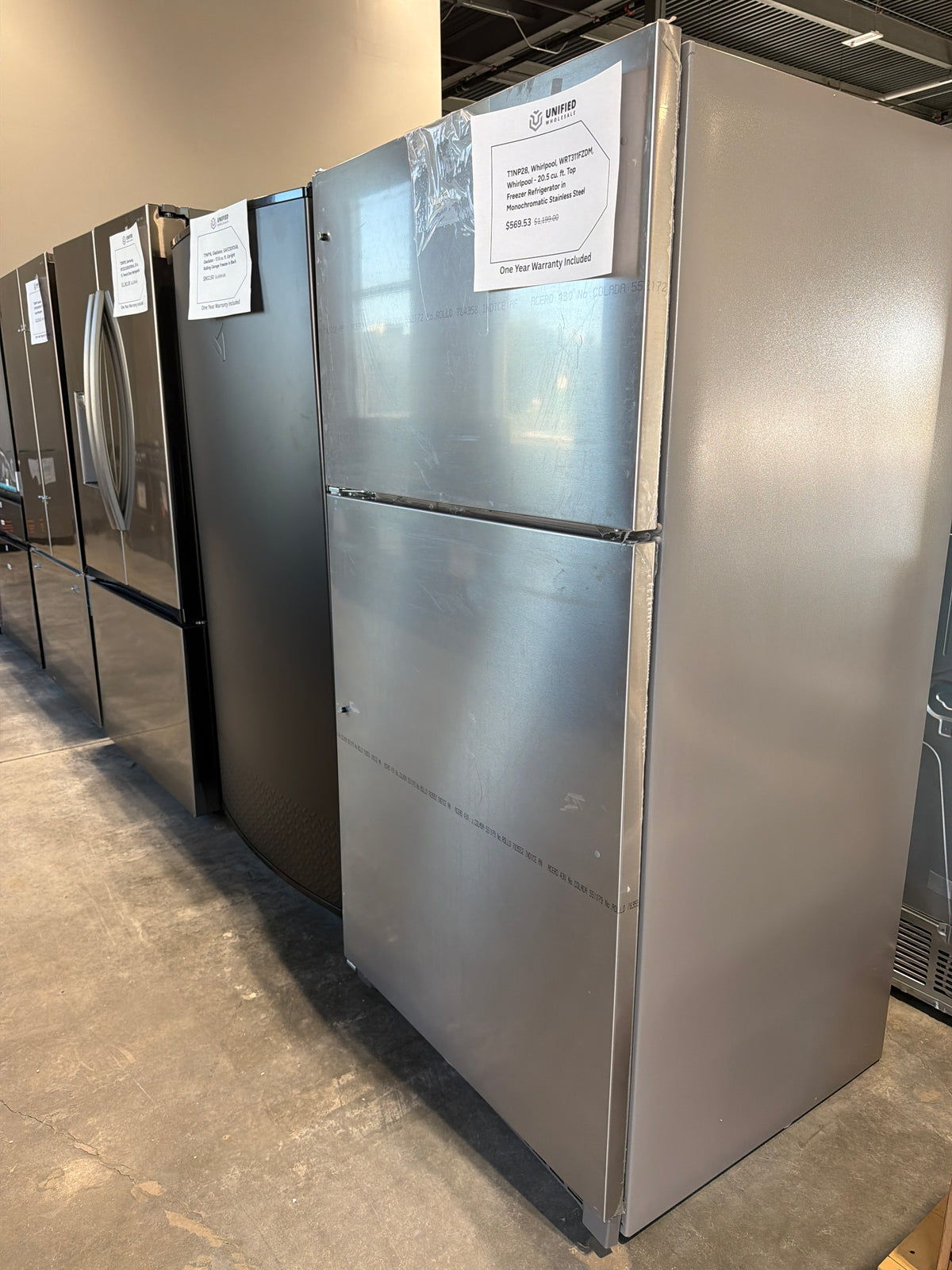 Whirlpool 20.5 cu ft Top Freezer Refrigerator WRT311FZDM - scratch and dent, Nampa ID (photo 2)