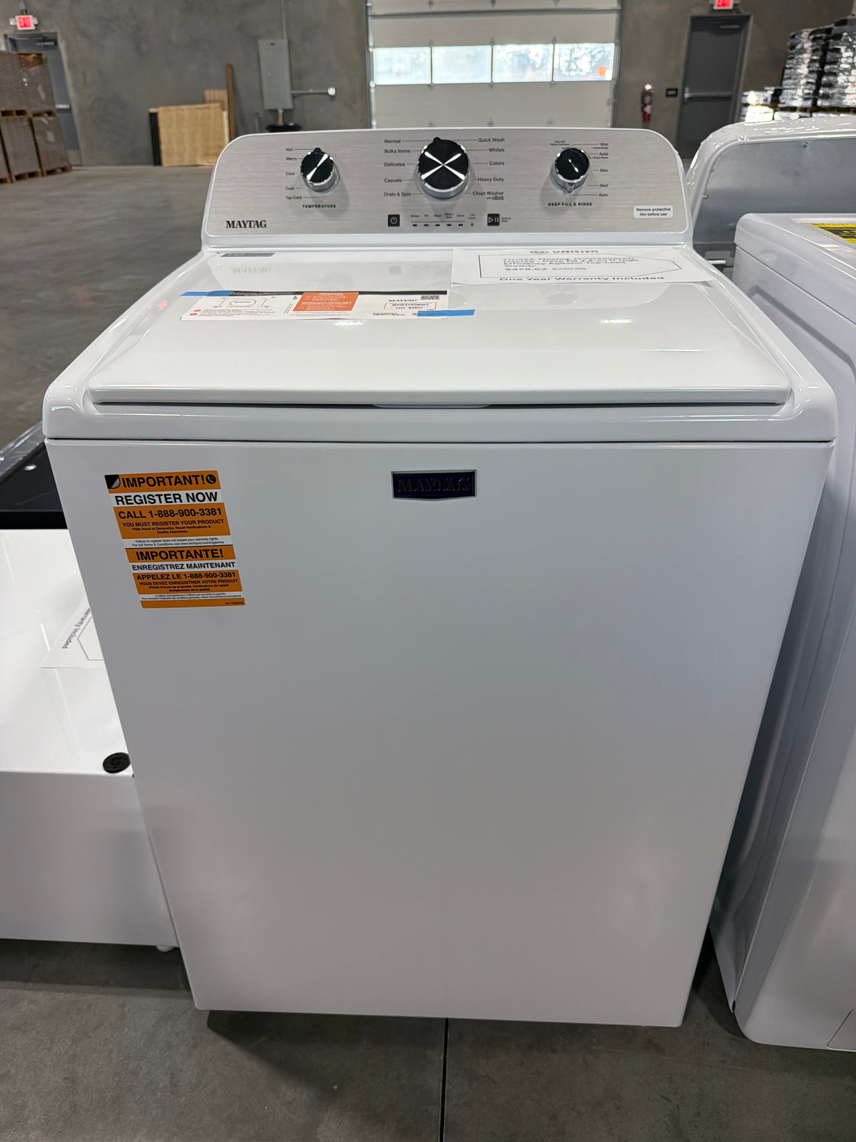 Maytag 4.5 cu ft High Efficiency Top Load Washer MVW4505MW - scratch and dent, Nampa ID