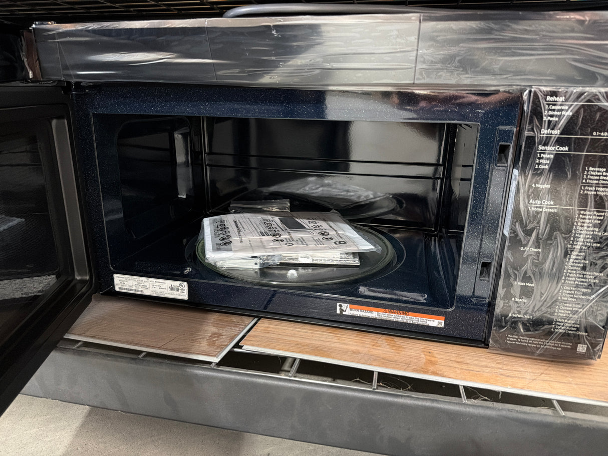 T12ID22 - Samsung ME21DG6500SRAA 2.1 cu. ft. Over-the-Range Microwave
