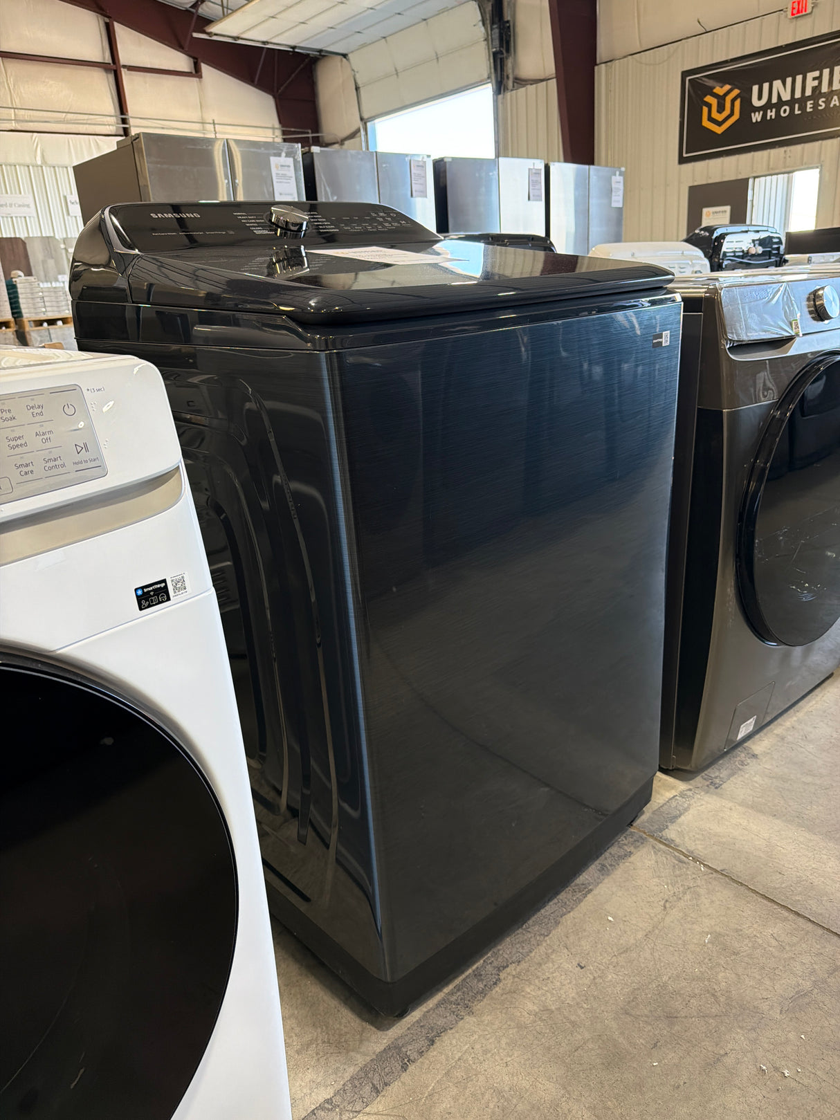 T8ID36 - Samsung WA54CG7150ADA4 Smart Top Load Washer