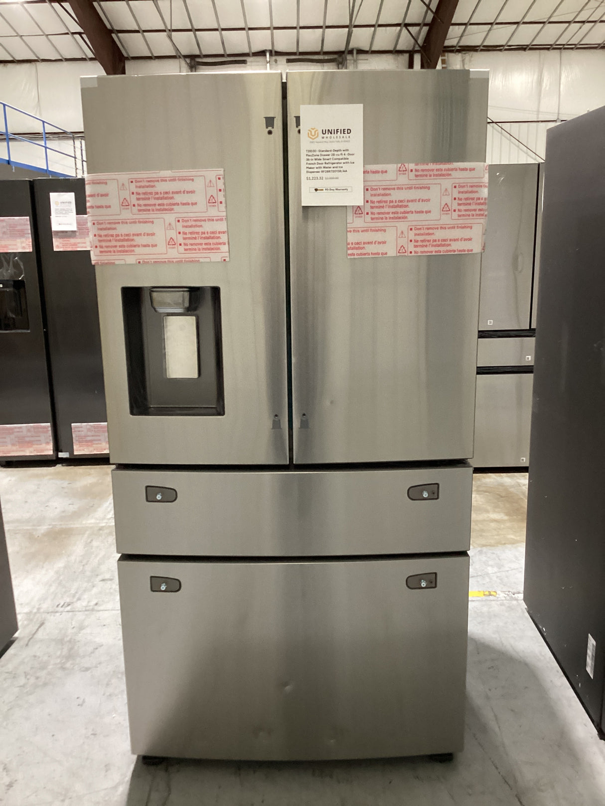 T2ID30 -Standard-Depth with FlexZone Drawer 28-cu ft 4 -Door 36-in Wide Smart Compatible French Door Refrigerator with Ice Maker with Water and Ice Dispenser  RF28R7201SR/AA