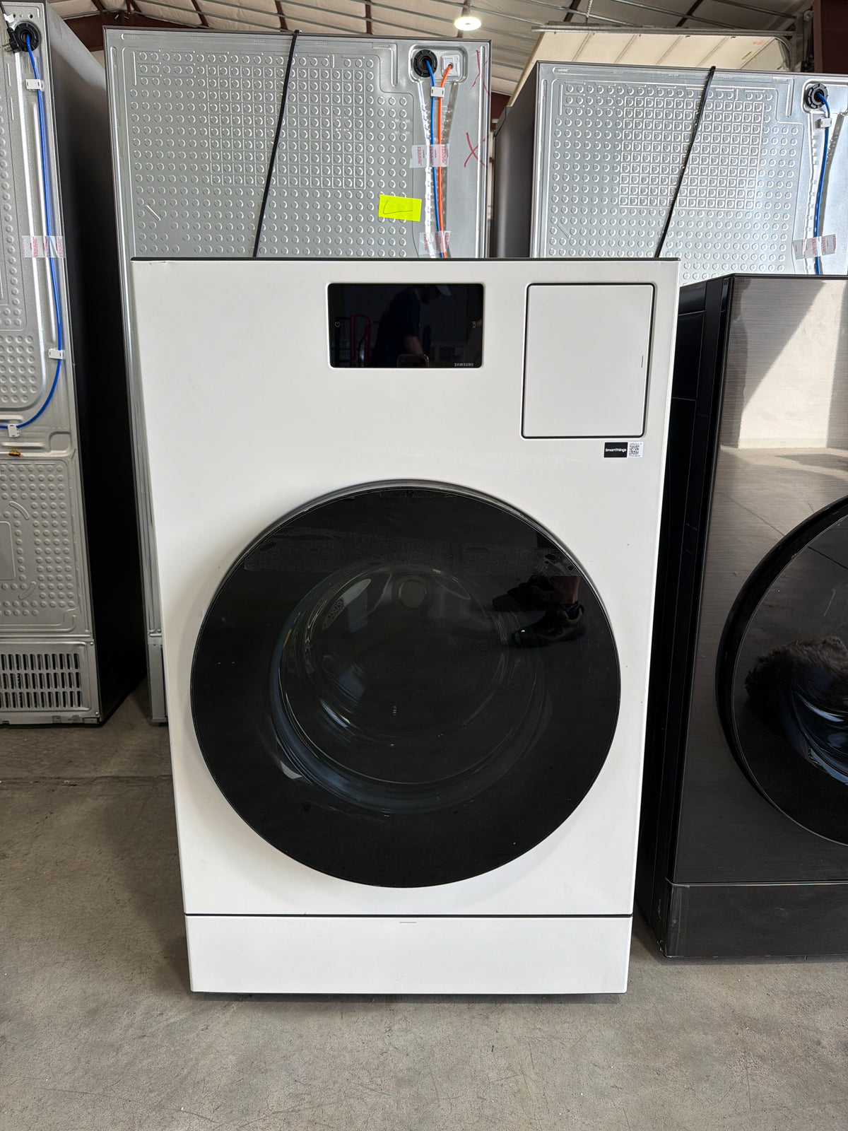 T13ID48 – WD53DBA900HYA1 5.3 Cu. Ft. Bespoke AI All-in-One Washer & Dryer – Samsung