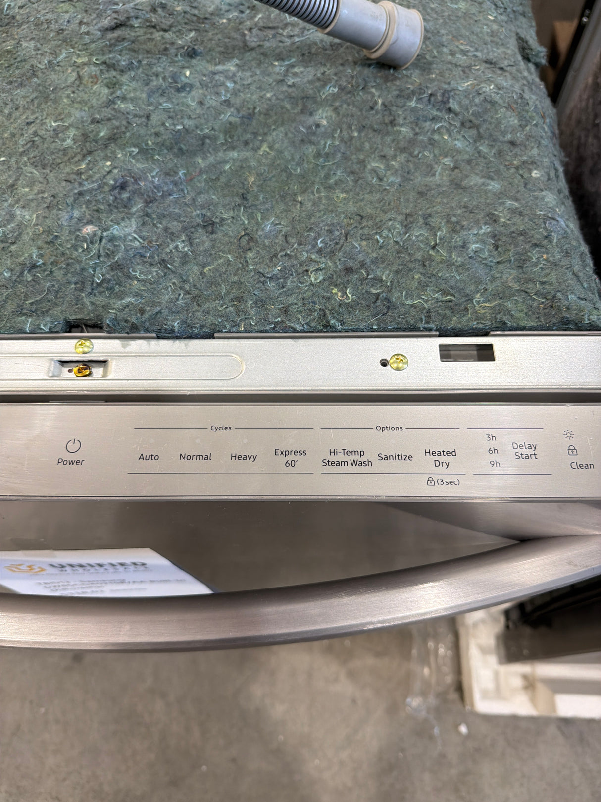 T8ID13 - Samsung DW80CG4021SR/AA Built-In Dishwasher