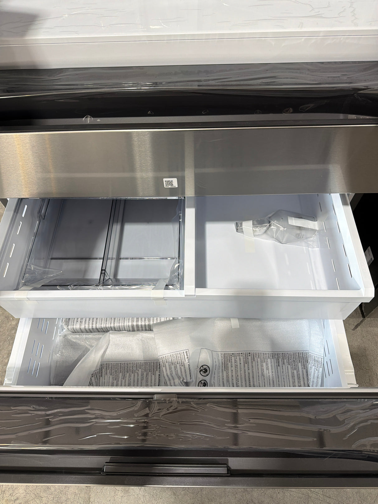 T11ID20 Samsung 29 cu ft 4-Door French Door Refrigerator with Beverage Center RF29BB8600QLAA –
