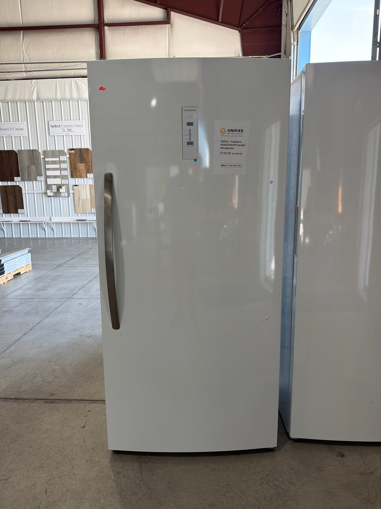 T9ID33 - Frigidaire FRAE2024AW Upright Refrigerator
