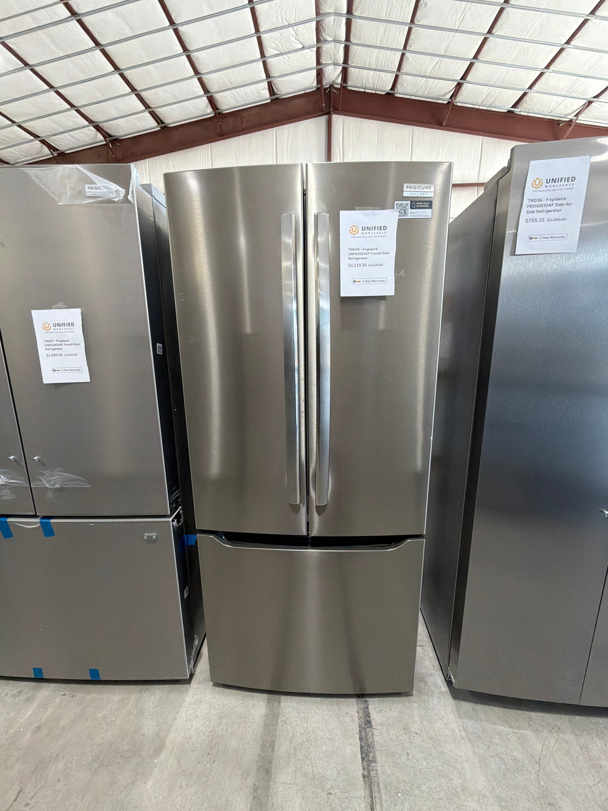 T9ID49 - Frigidaire GRFN2023AF French Door Refrigerator