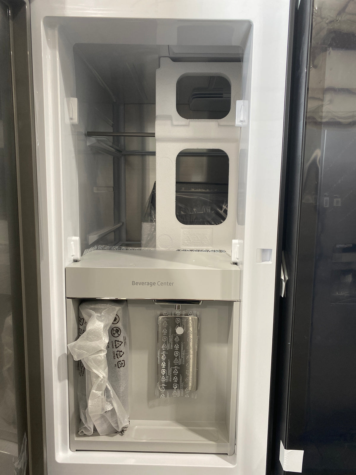 T13ID06 – RF29DB9900QDAA 29 Cu. Ft. 4-Door Flex Refrigerator – Samsung