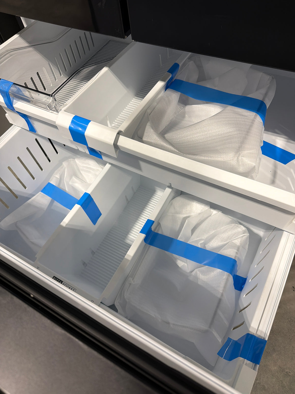 Whirlpool 31 cu ft French Door Refrigerator WRFF3336SB - scratch and dent, Nampa ID (photo 3)
