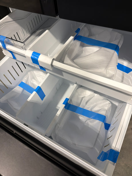 Whirlpool 31 cu ft French Door Refrigerator WRFF3336SB - scratch and dent, Nampa ID (photo 3)