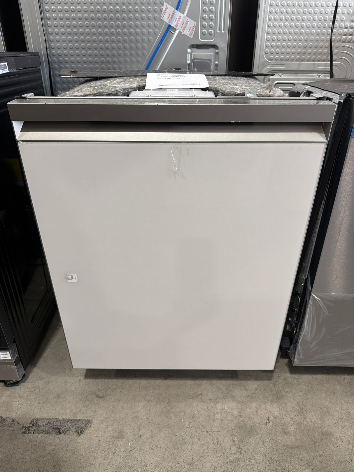 T12ID27 - Samsung DW80CB545012AA Dishwasher