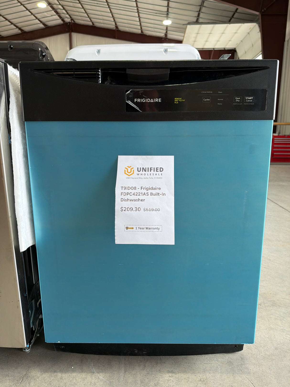 T9ID08 - Frigidaire FDPC4221AS Built-In Dishwasher