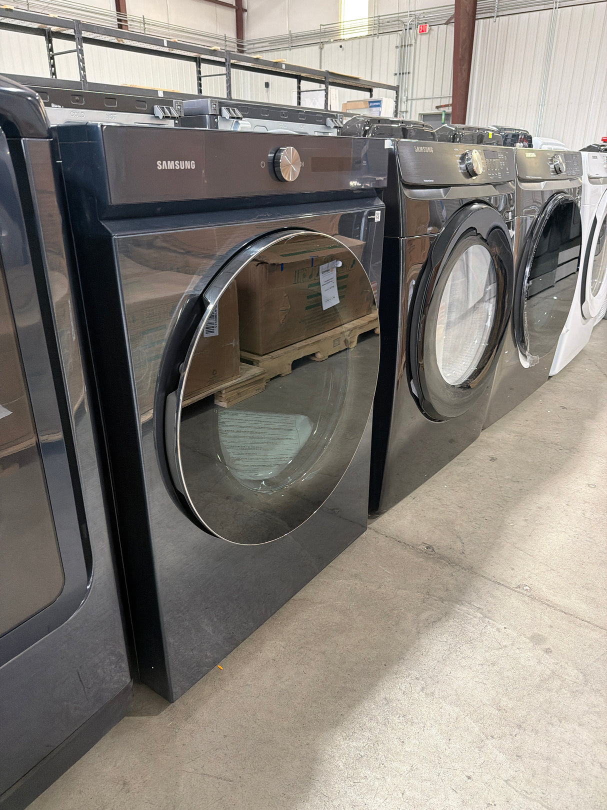 T12ID42 - Samsung DVE53BB8900DA3 7.6 cu. ft. Electric Dryer