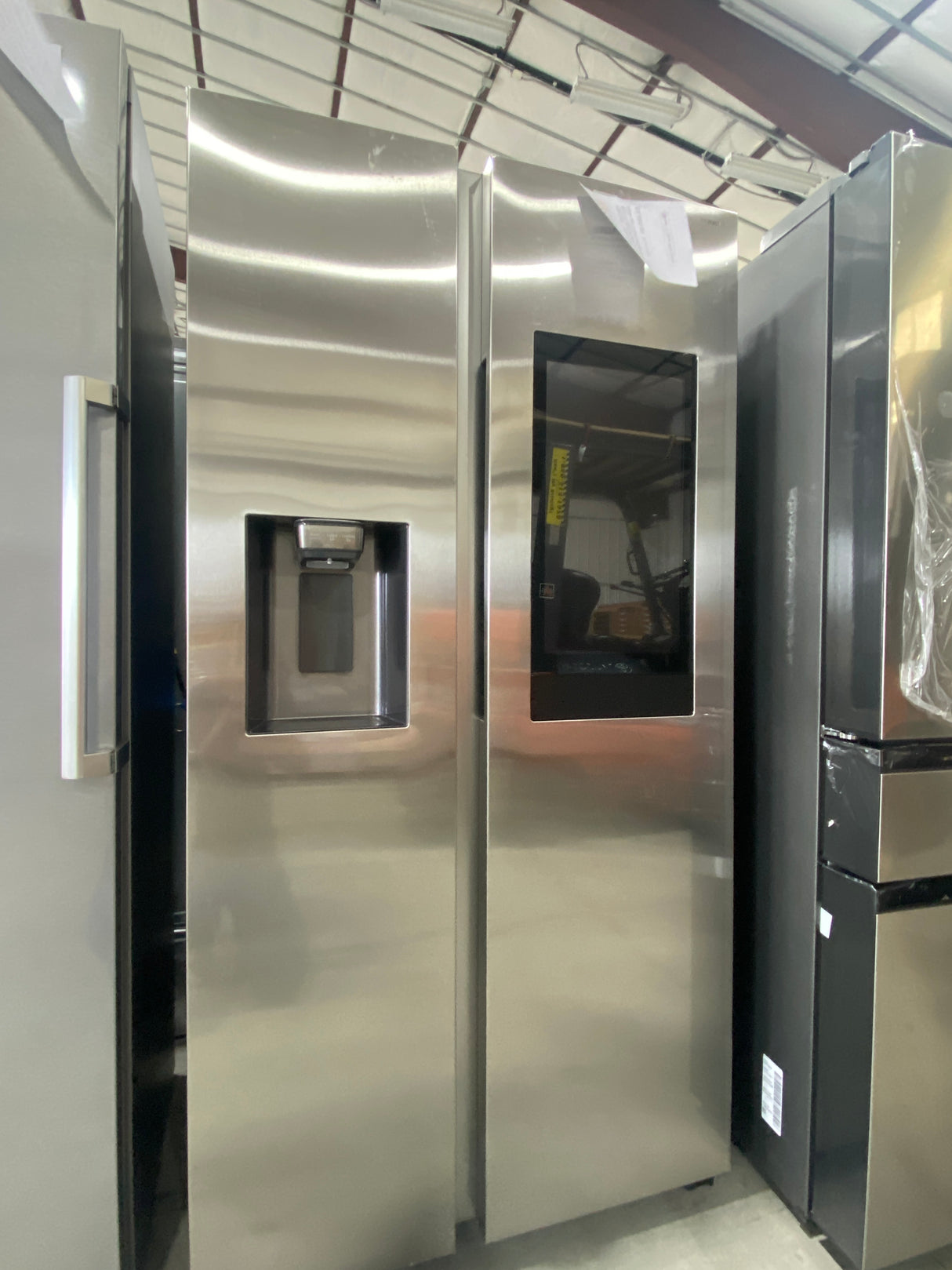 T12ID02 - Samsung RS22T5561SR/AA 21.5 cu. ft. Side-by-Side Refrigerator