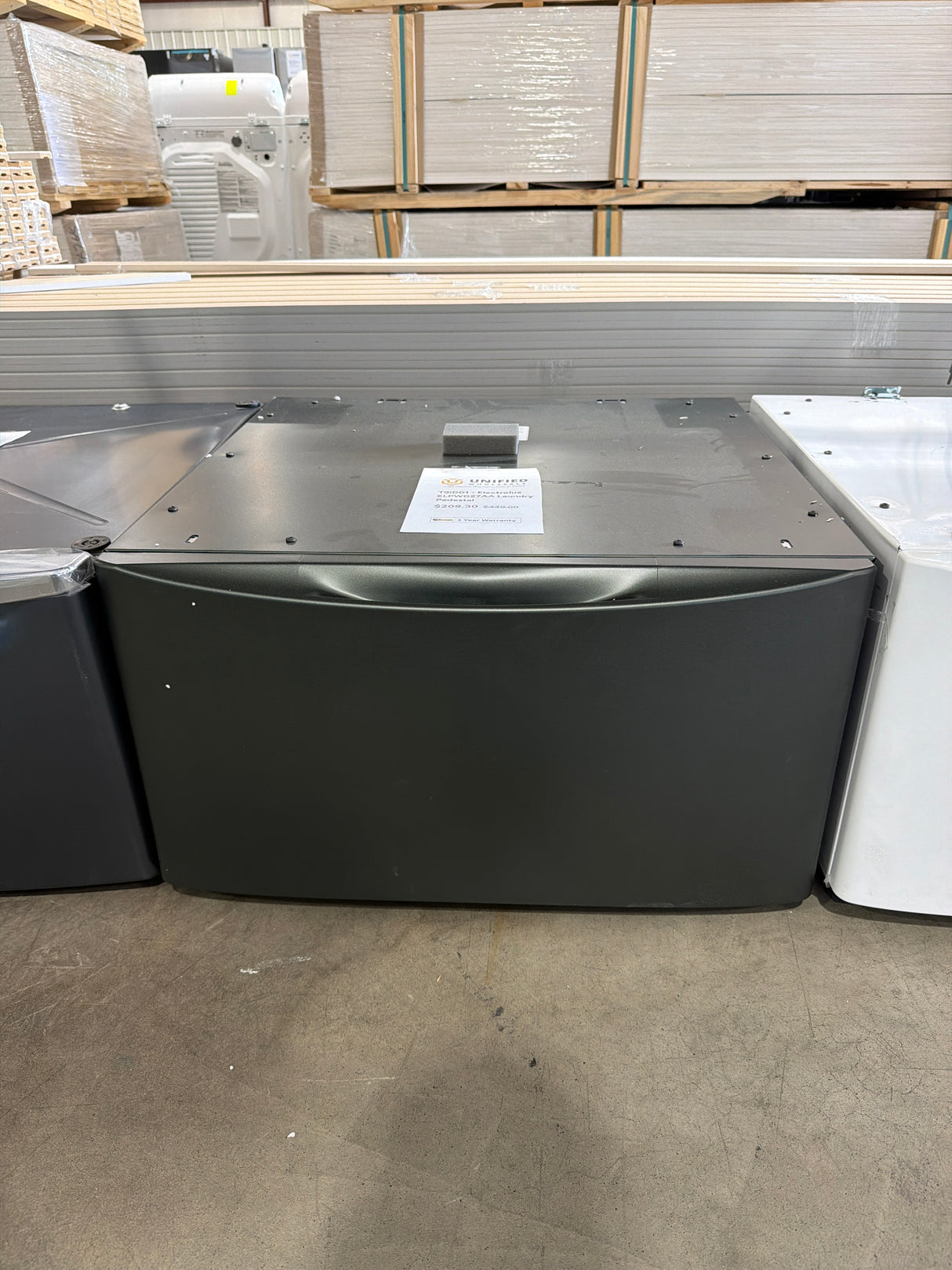 T9ID01 - Electrolux ELPWD27AA Laundry Pedestal