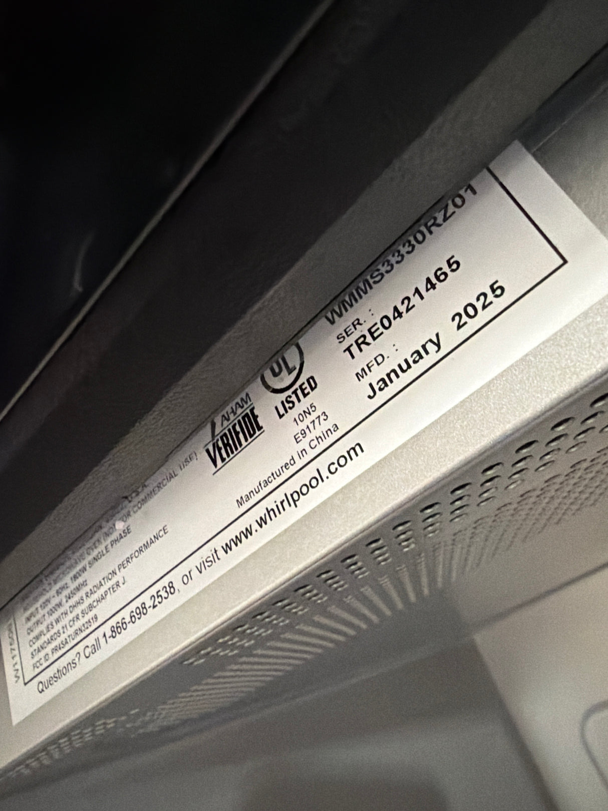 T7ID35 Whirlpool WMMS3330RZ Microwave Hood 1.7 Cu. Ft.