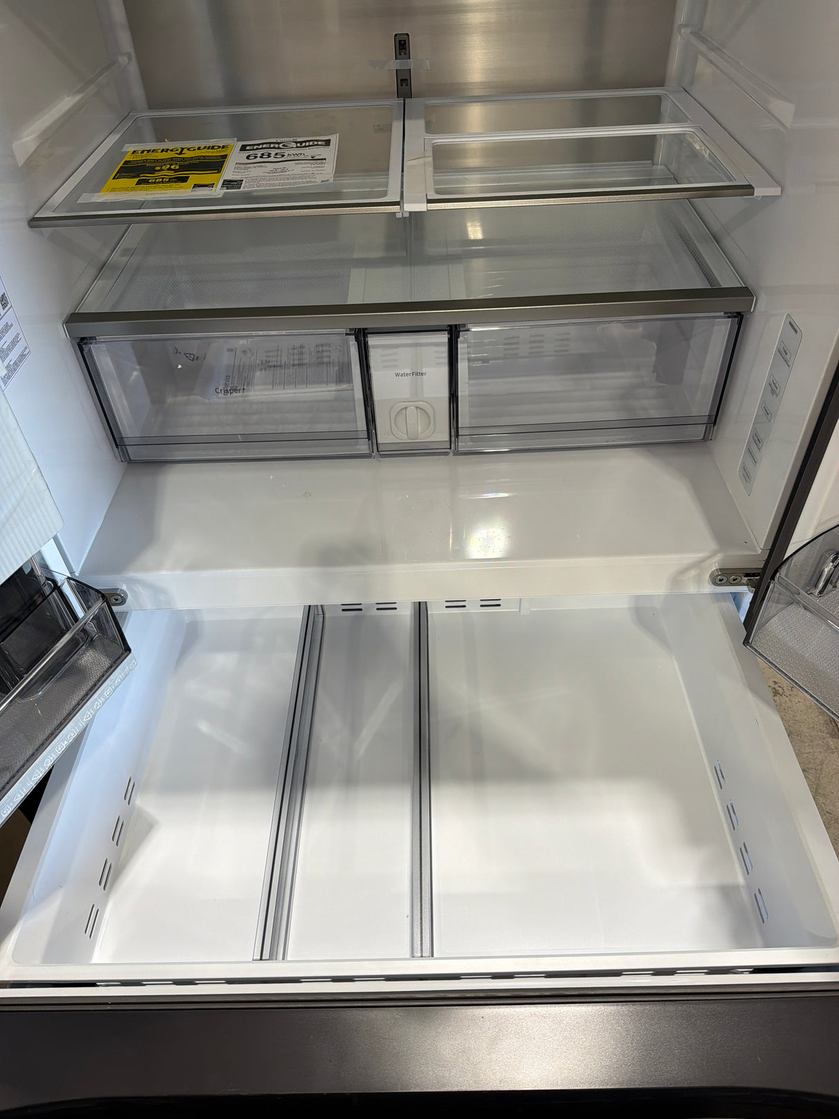 T8ID22 - Samsung RF29BB8600QLAA Bespoke 4-Door French Door Refrigerator