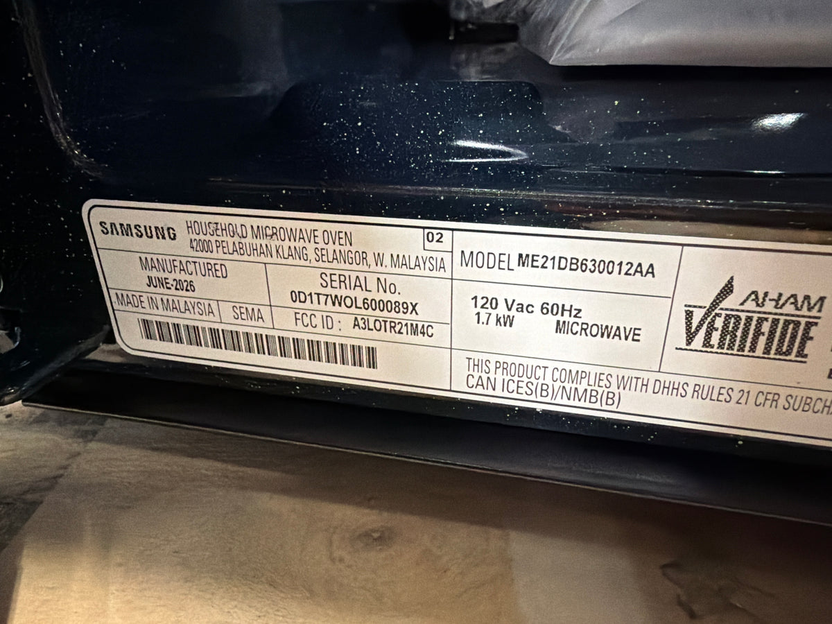 Samsung 2.1 cu ft Bespoke Over-the-Range Microwave White Glass ME21DB630012AA – T2NP15