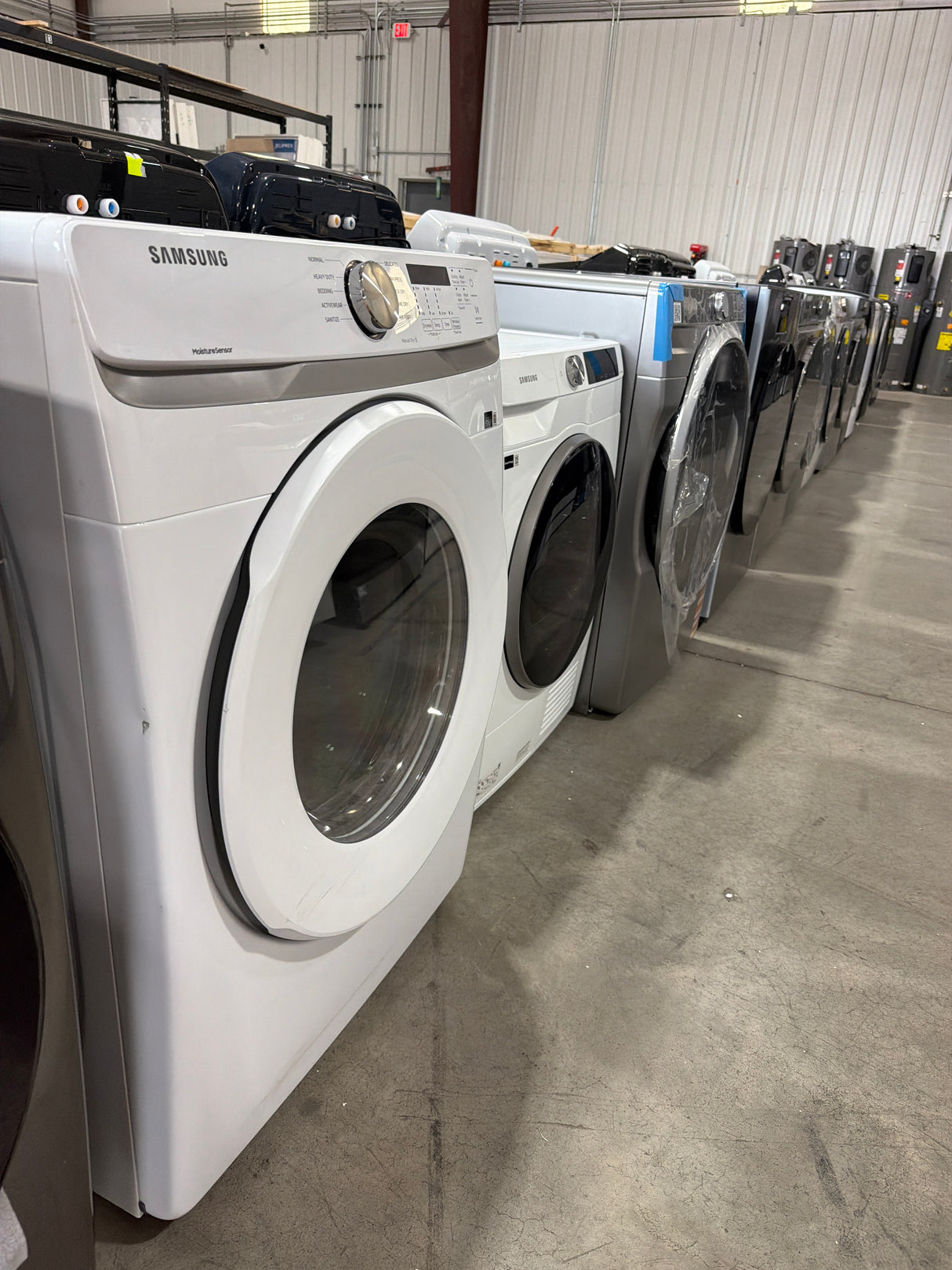 T12ID39 - Samsung DVE45T6000W/A3 7.5 cu. ft. Electric Dryer